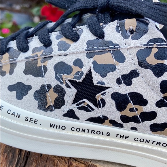 Ltd Edition “Brain Dead x Converse One Star” - Picture 7 of 15